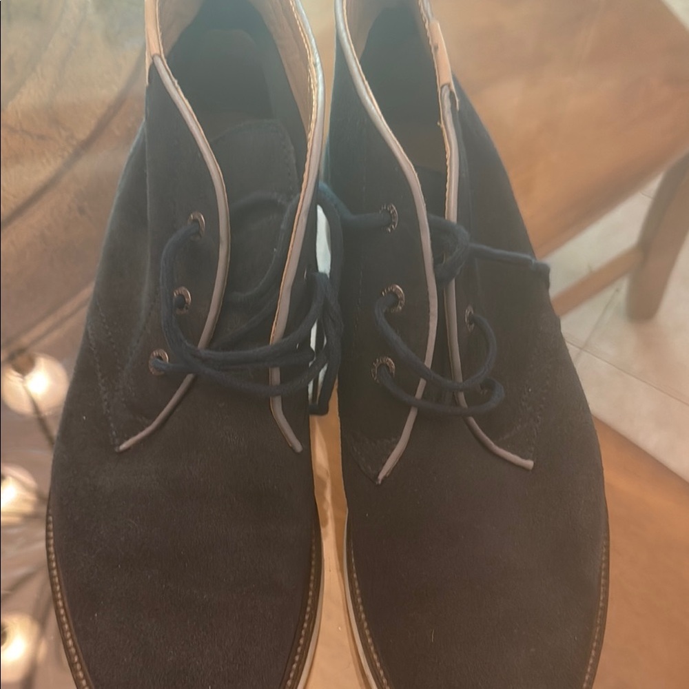 Lacoste Black Chukka Boots Timeless Design